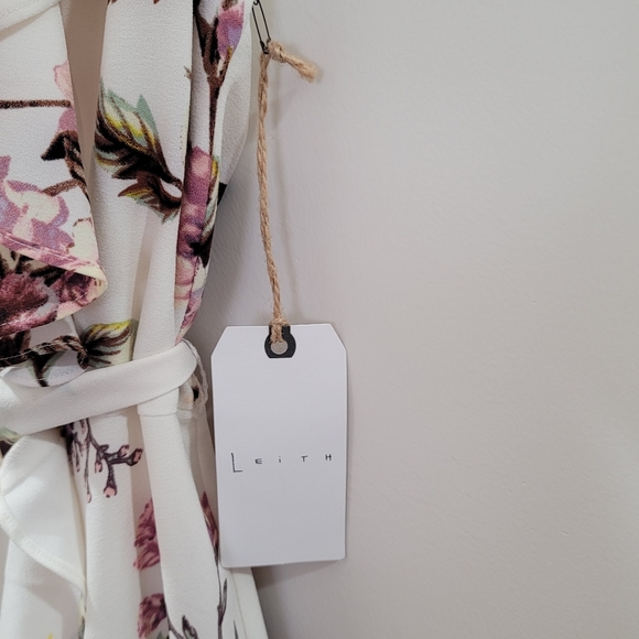 Leith Floral Mid-Length Dress from Nordstrom - Picture 4 of 10